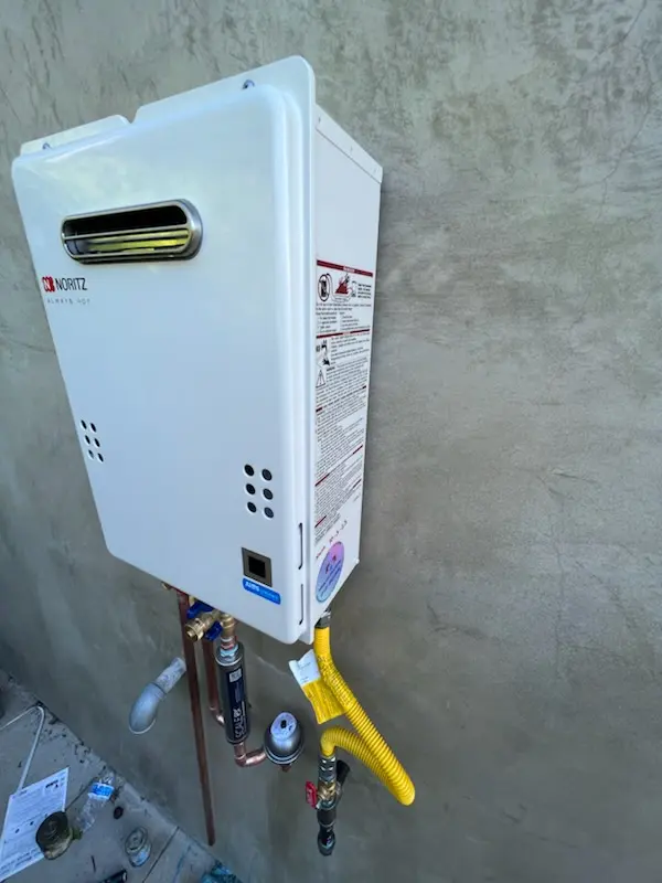 Tankless water heater installation for De Pere homes